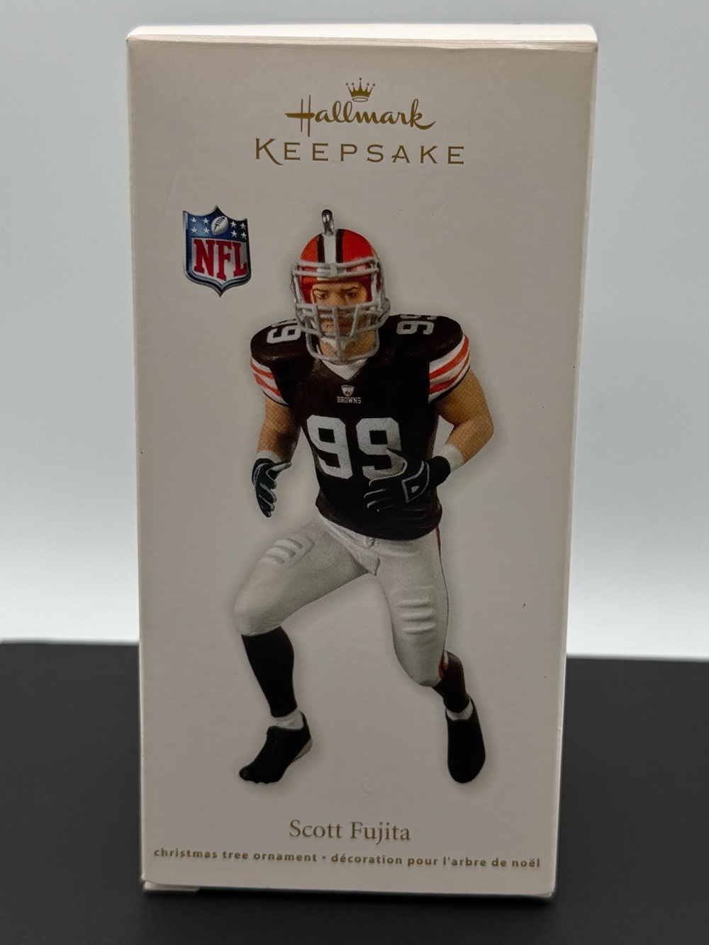 NFL Hallmark Ornament Scott Fujita collectible